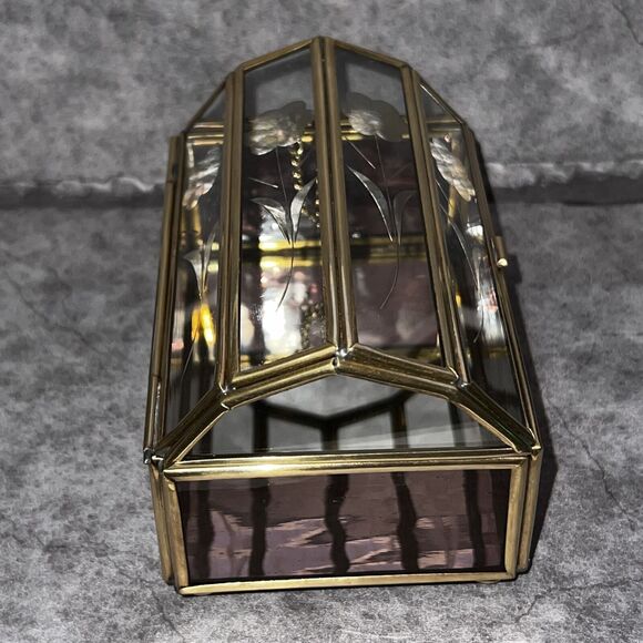 VTG Via Vermont LTD Gorgeous Floral Etched Tinted Glass & Brass Trinket Box 5x3 - Picture 3 of 6